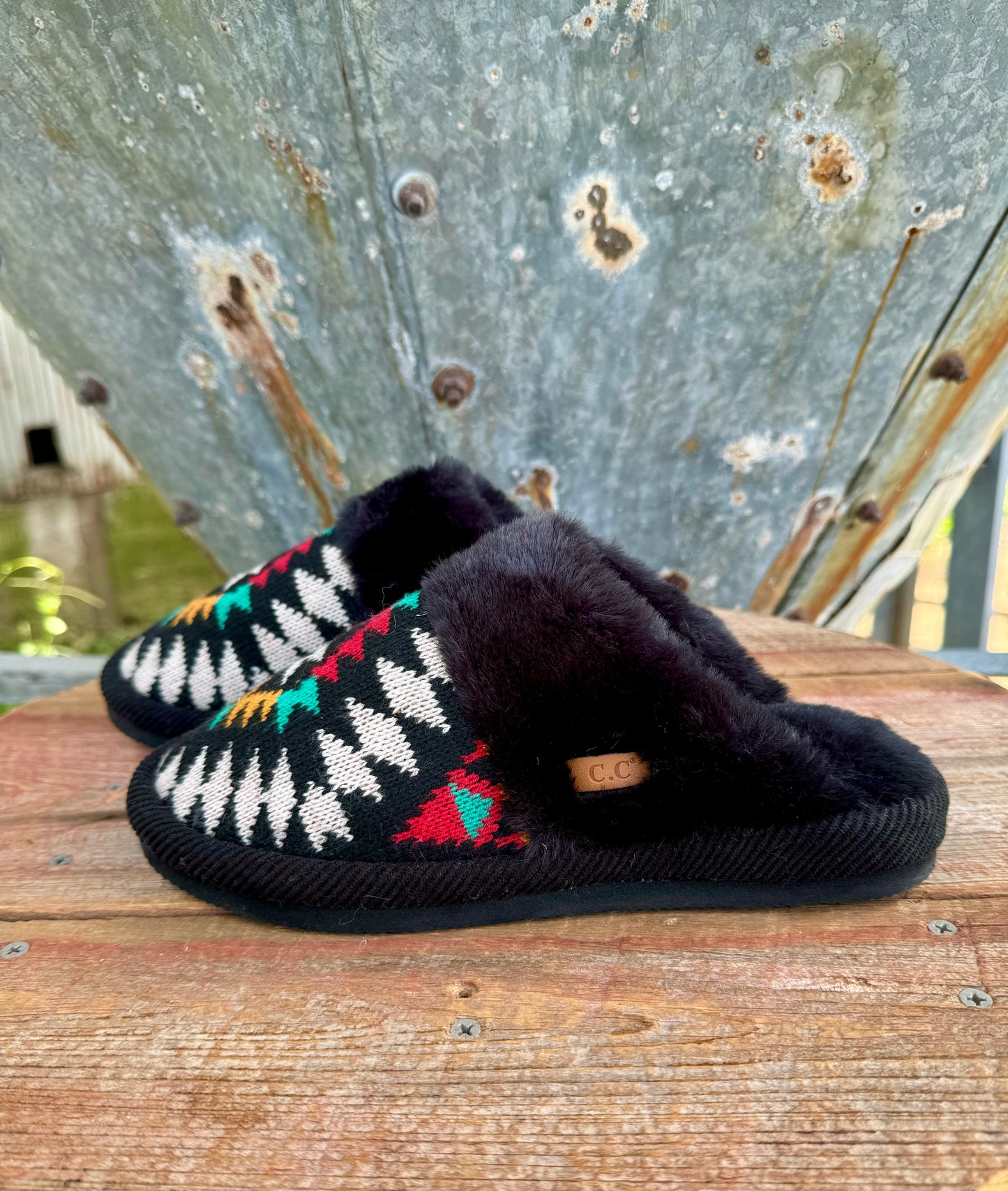 Tribal Print Black Knitted Slippers
