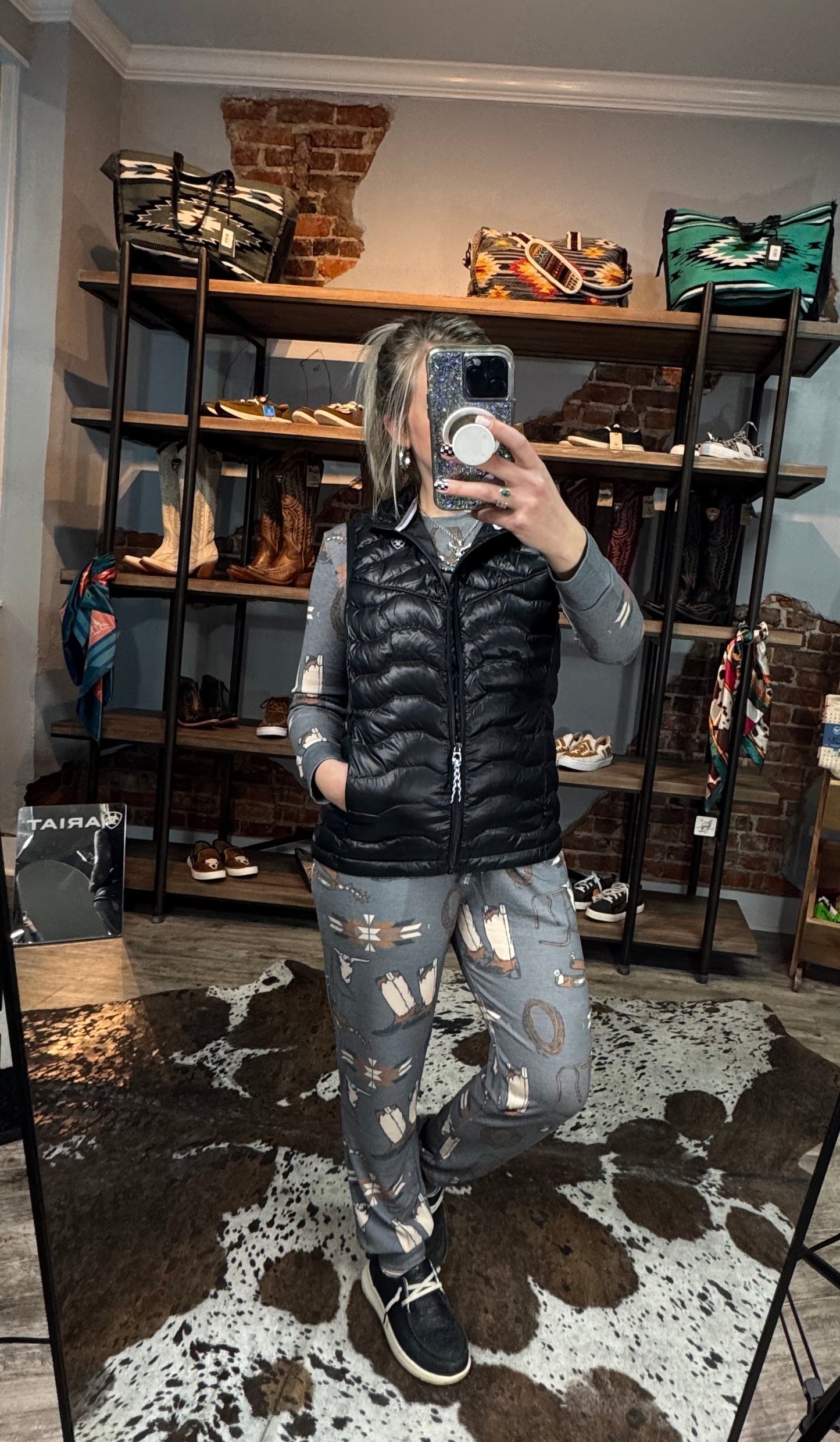 ARIAT Ideal Down Vest Black