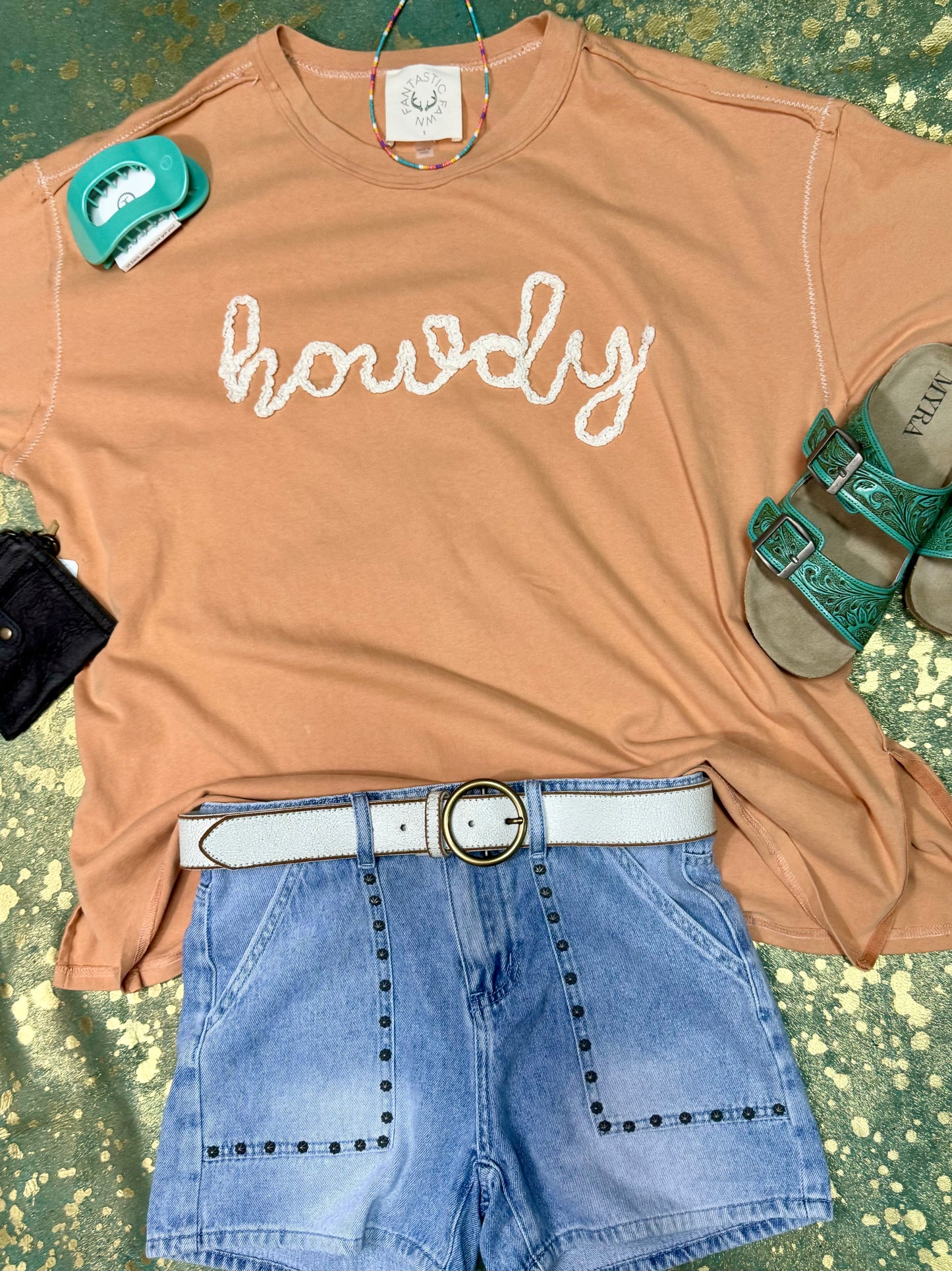 Howdy Saydie Tee