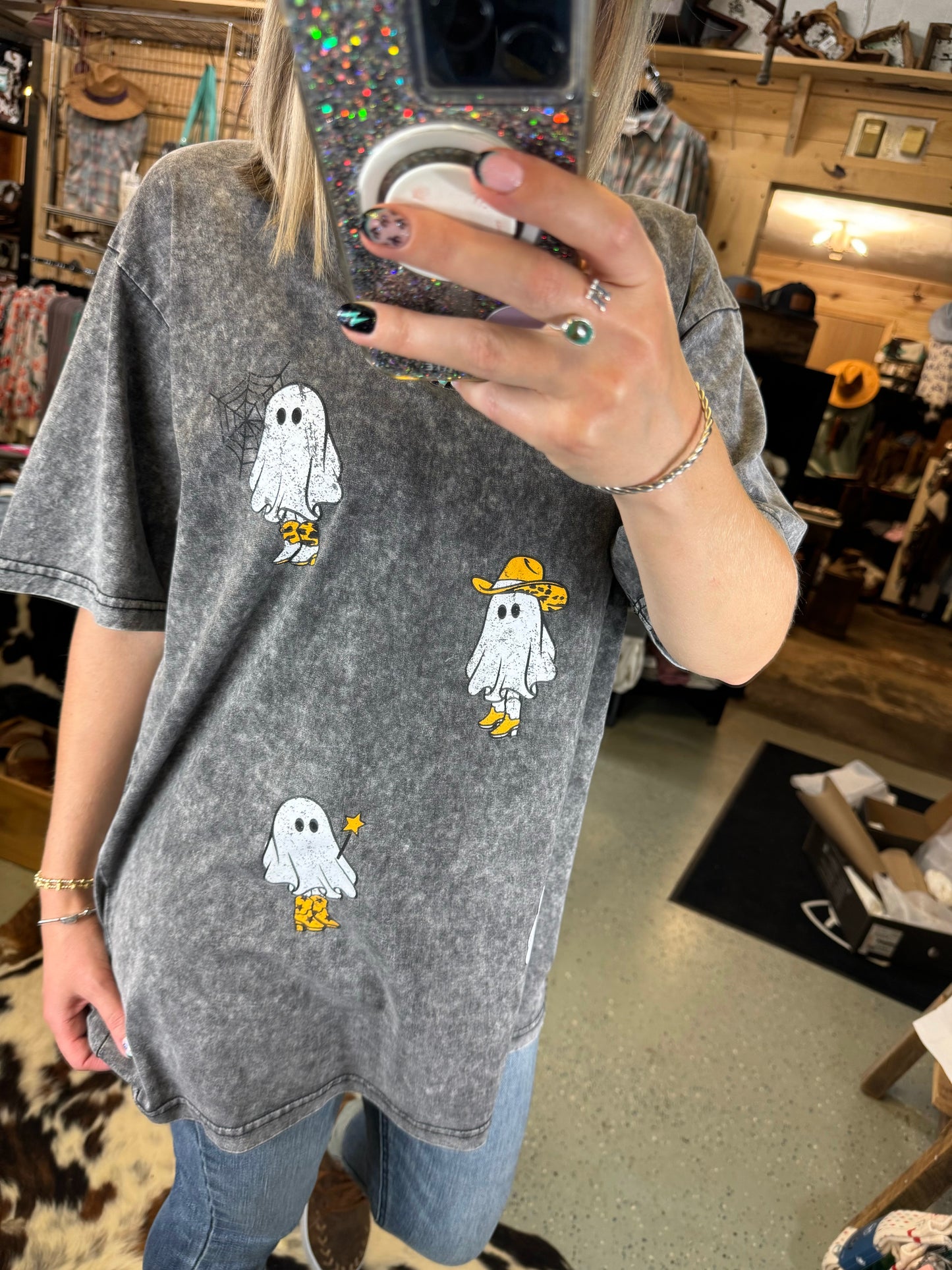 Howdy Ghosty Oversized Tee Reg/Plus