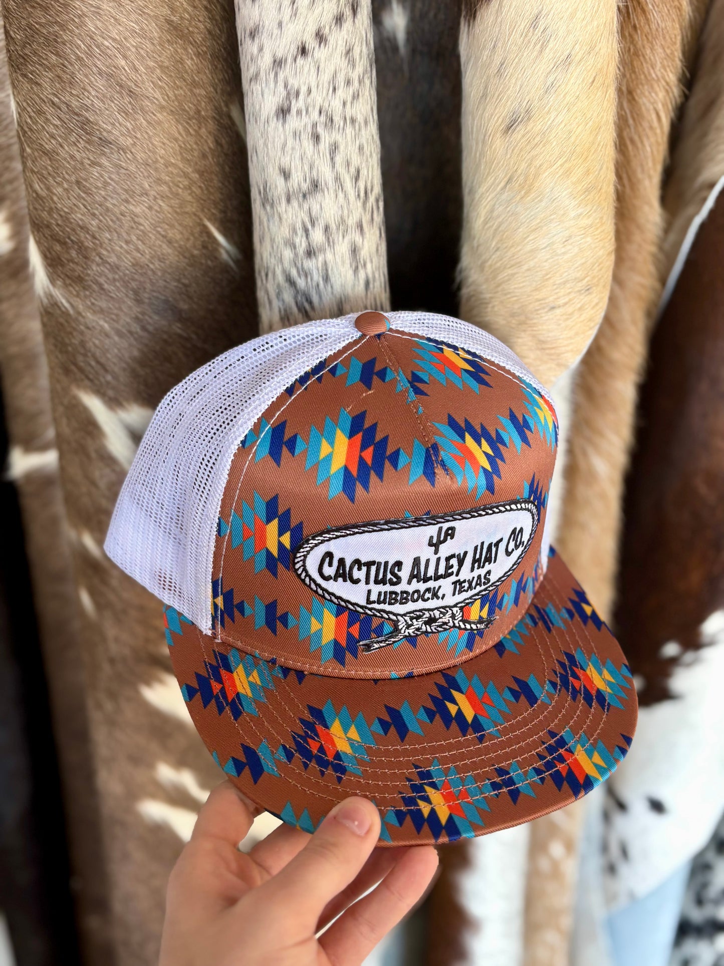 Neck Rope Cactus Alley Cap (Aztec)
