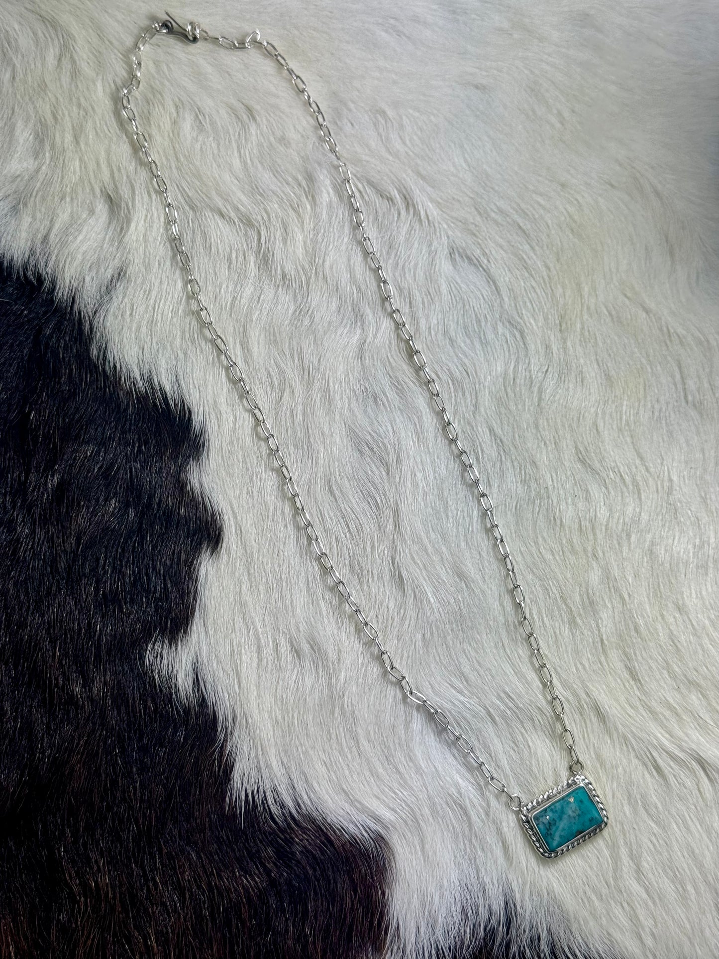 Glacier Bar Necklace