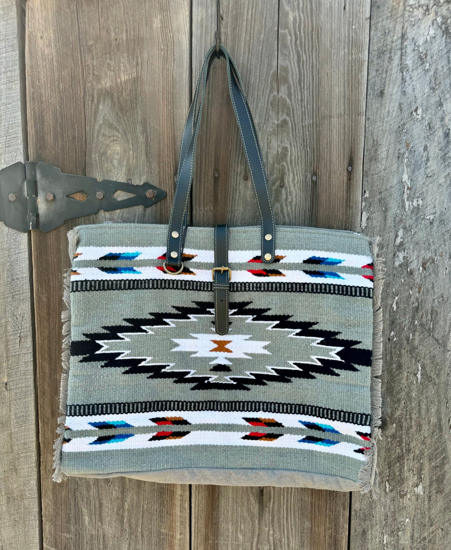 Cloud Arrow Weekender Bag