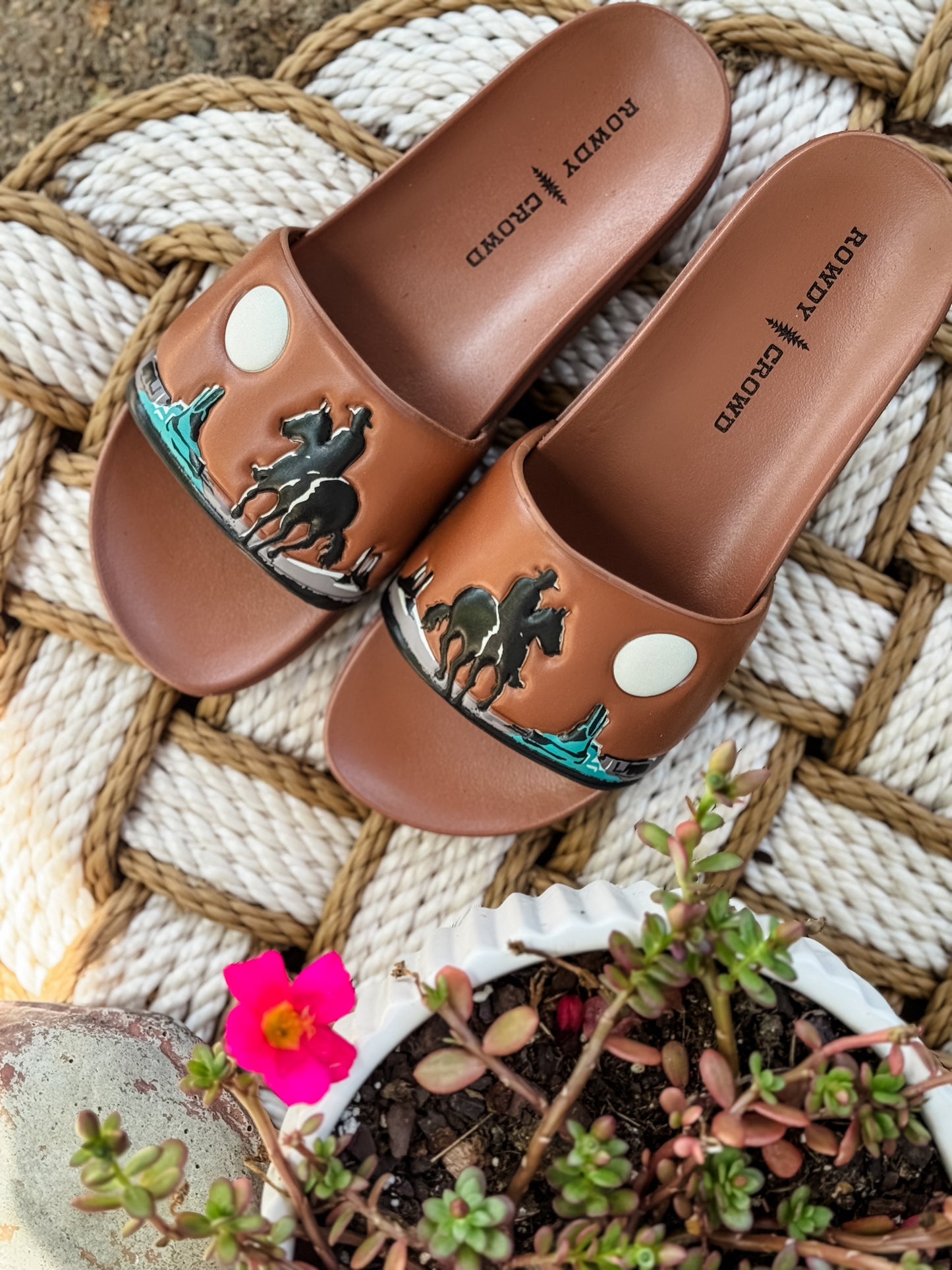 Saddle Bum Slides