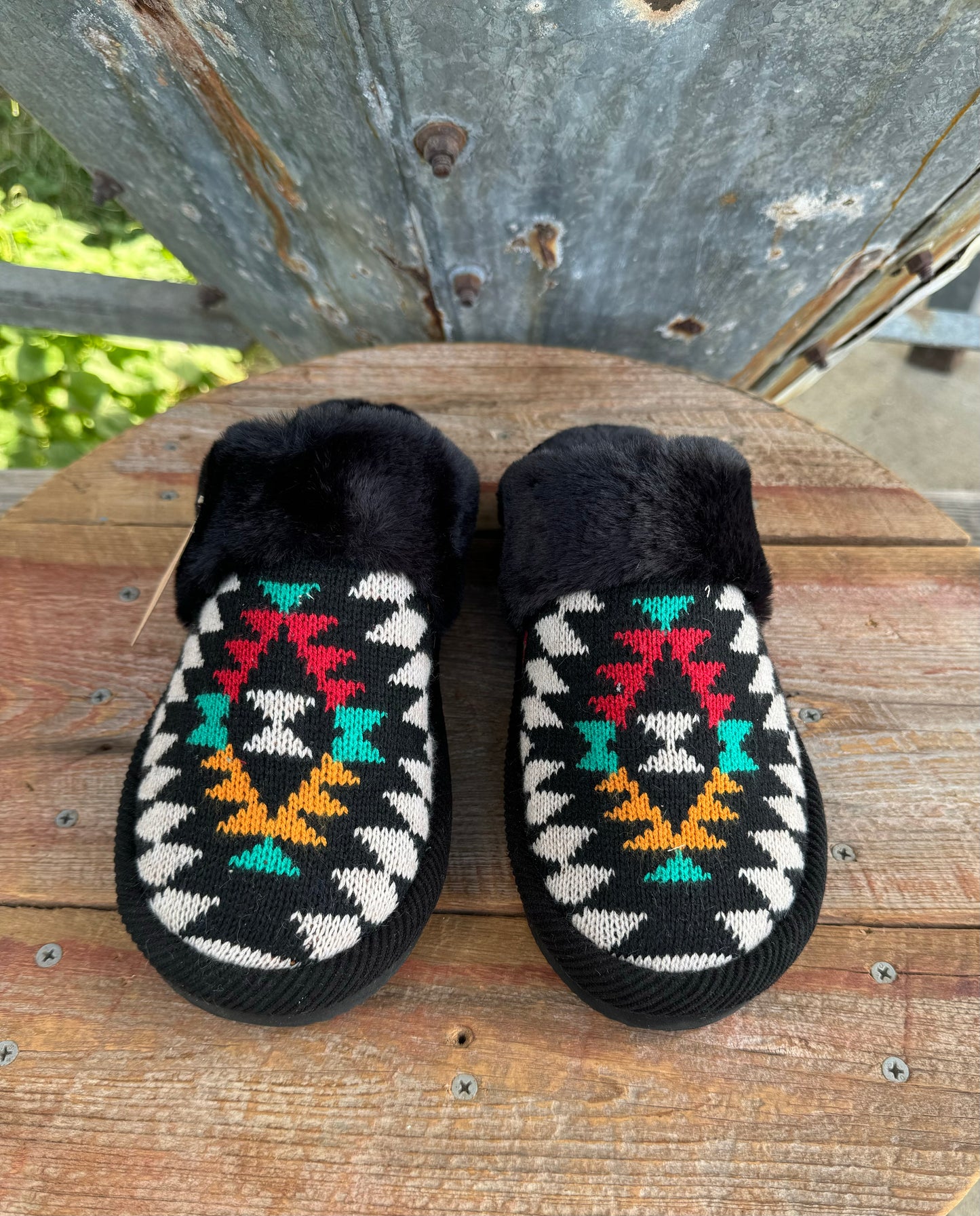 Tribal Print Black Knitted Slippers
