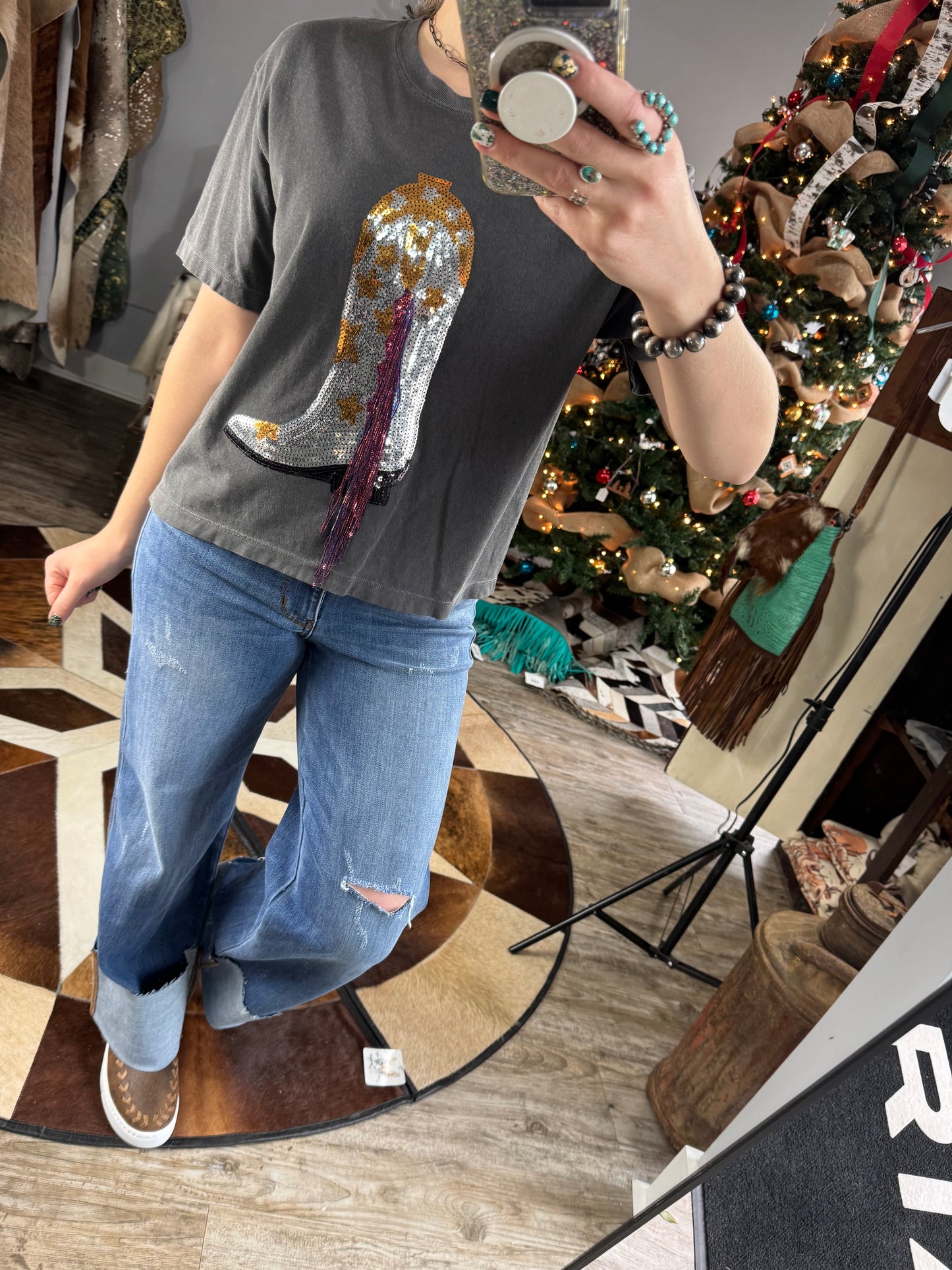 Boot Fringe Semi-Cropped Tee