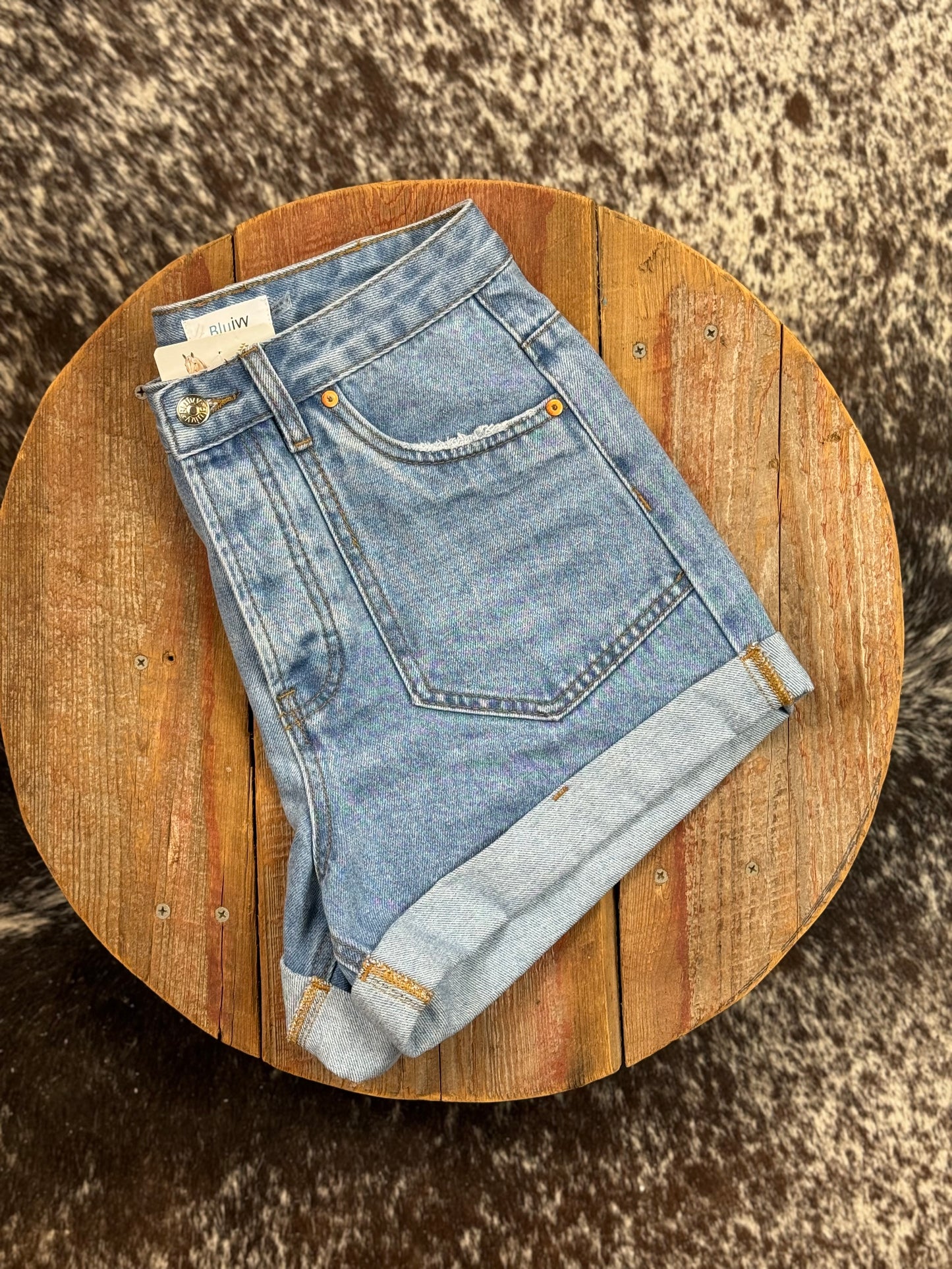 High Waist Rolled Hem Denim Shorts Light Wash