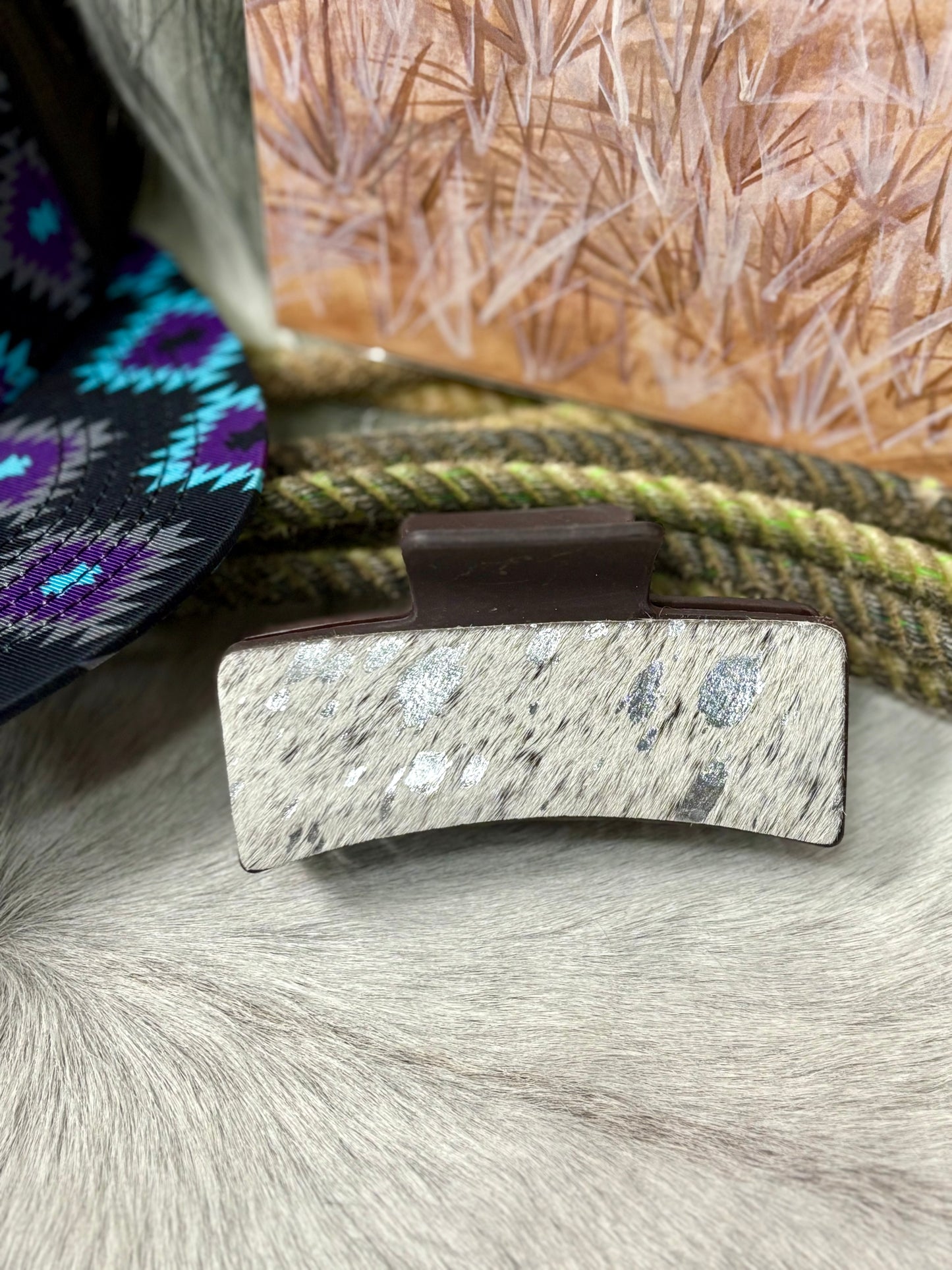 Cowhide Claw Clip 4"