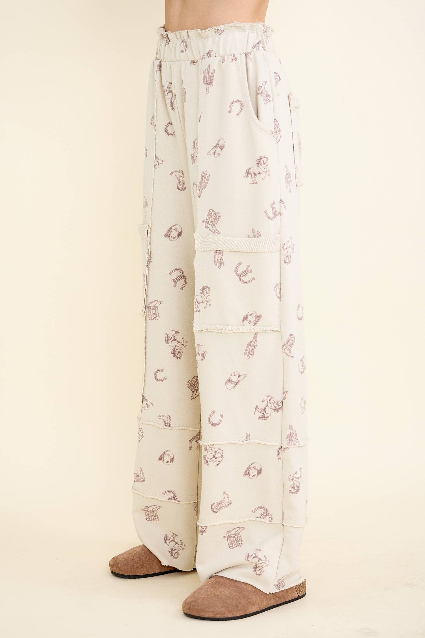 Washed allover Western graphic print Pocket Pants HP6583P1