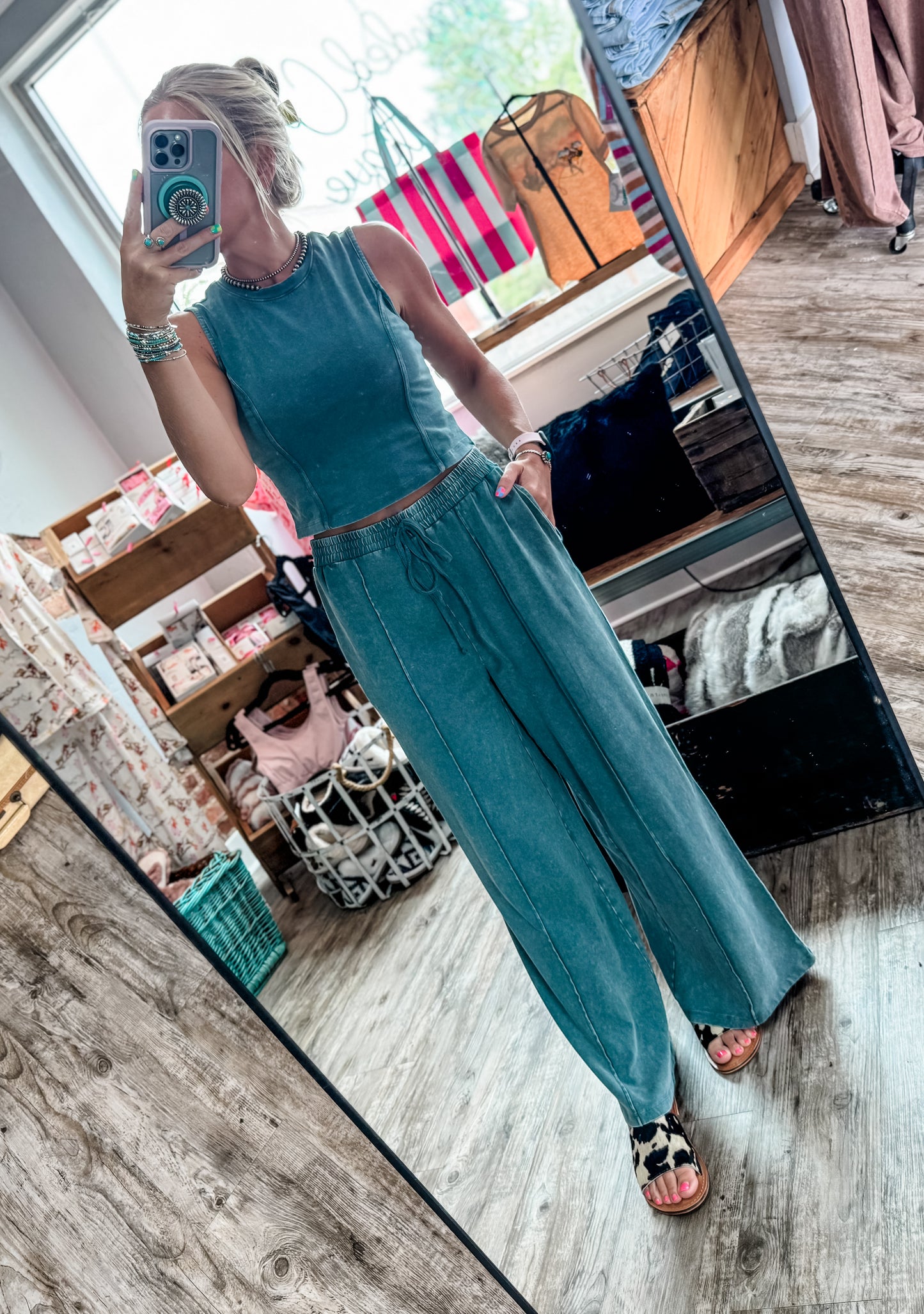 Montana Vintage Dark Teal Wash Set