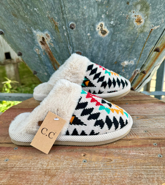 Tribal Print Beige Knitted Slippers