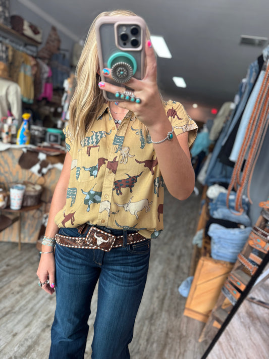 Arty Longhorn Button Up