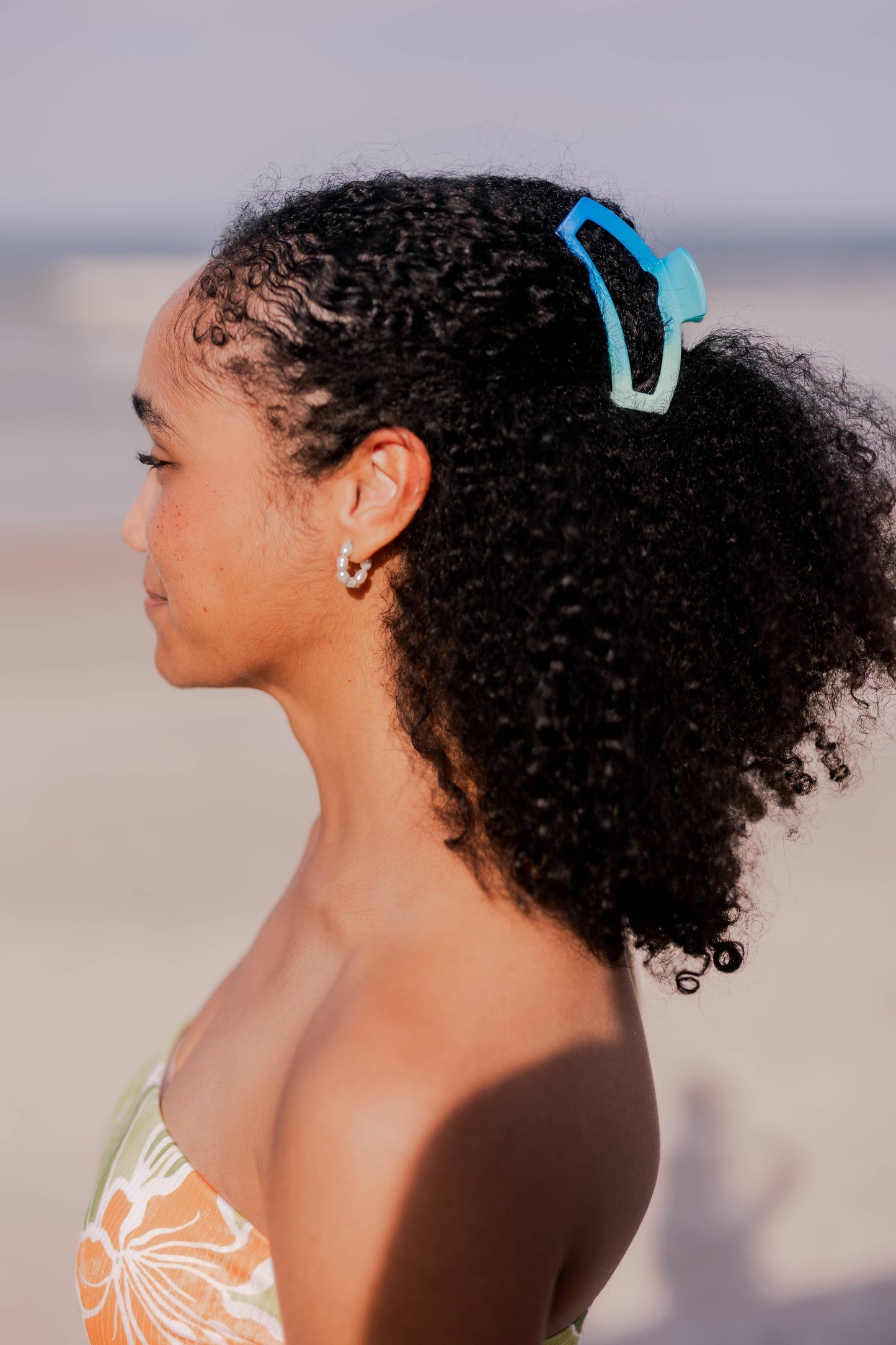 Open Hair Clip | Med. | Poolside